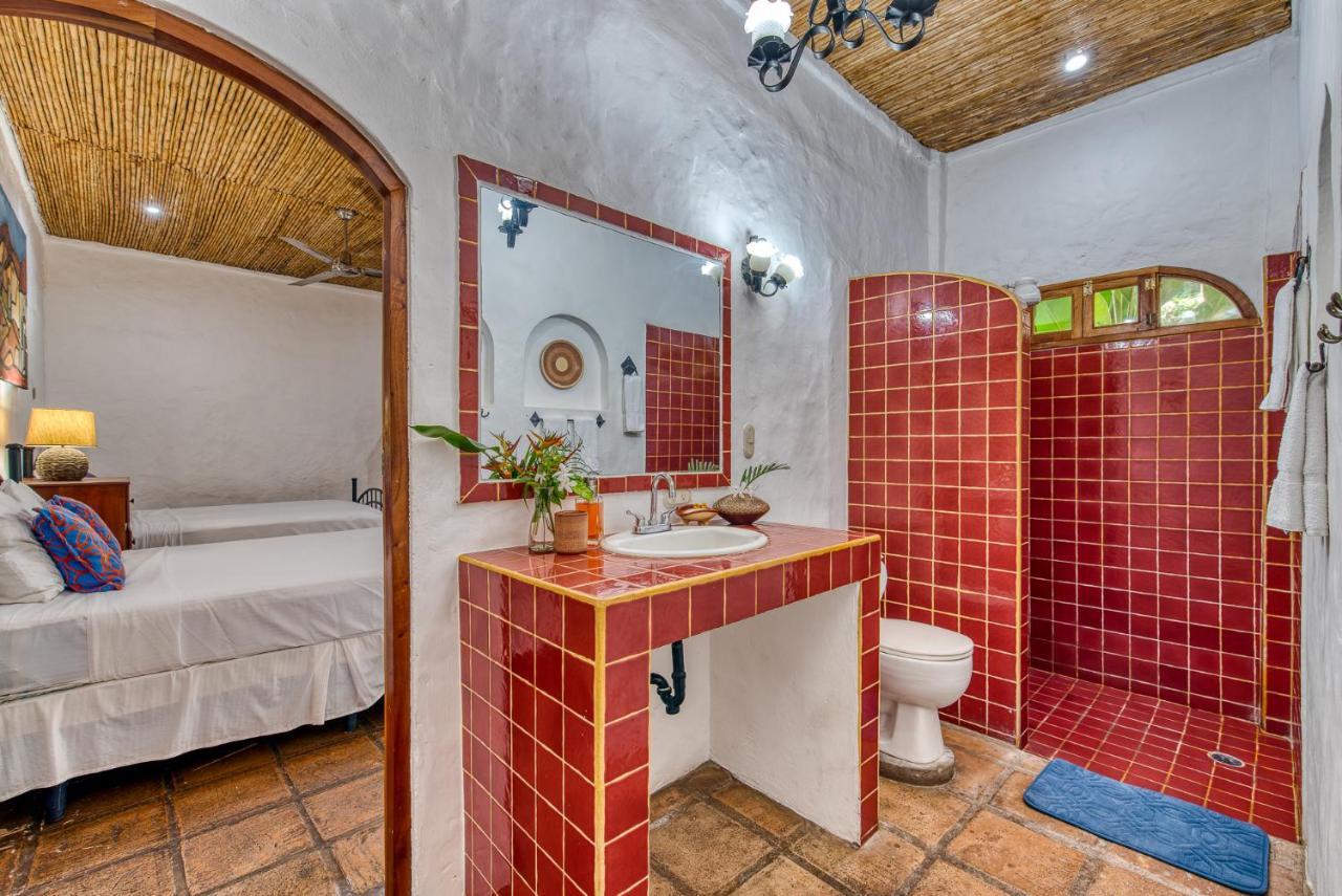 Boutique Hotel Secret Garden Granada Exterior photo