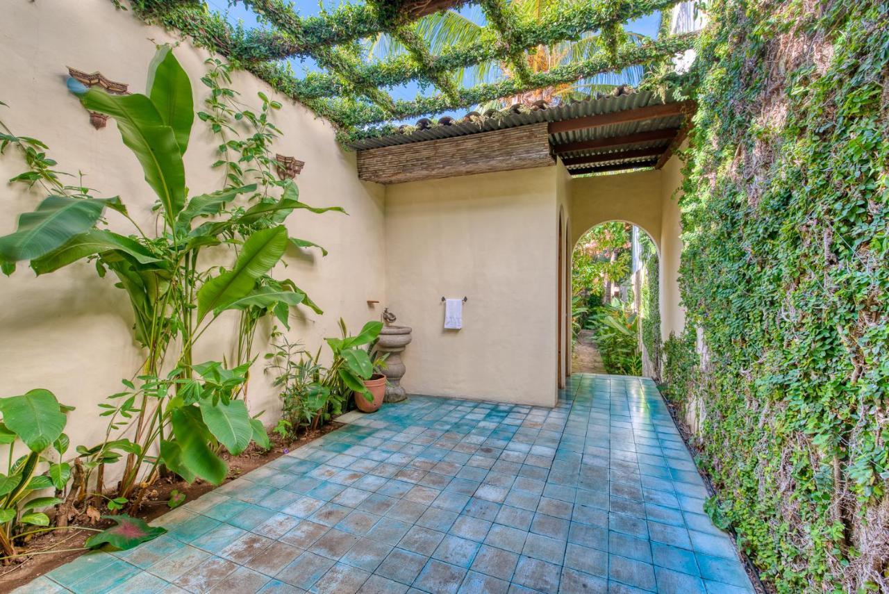 Boutique Hotel Secret Garden Granada Exterior photo