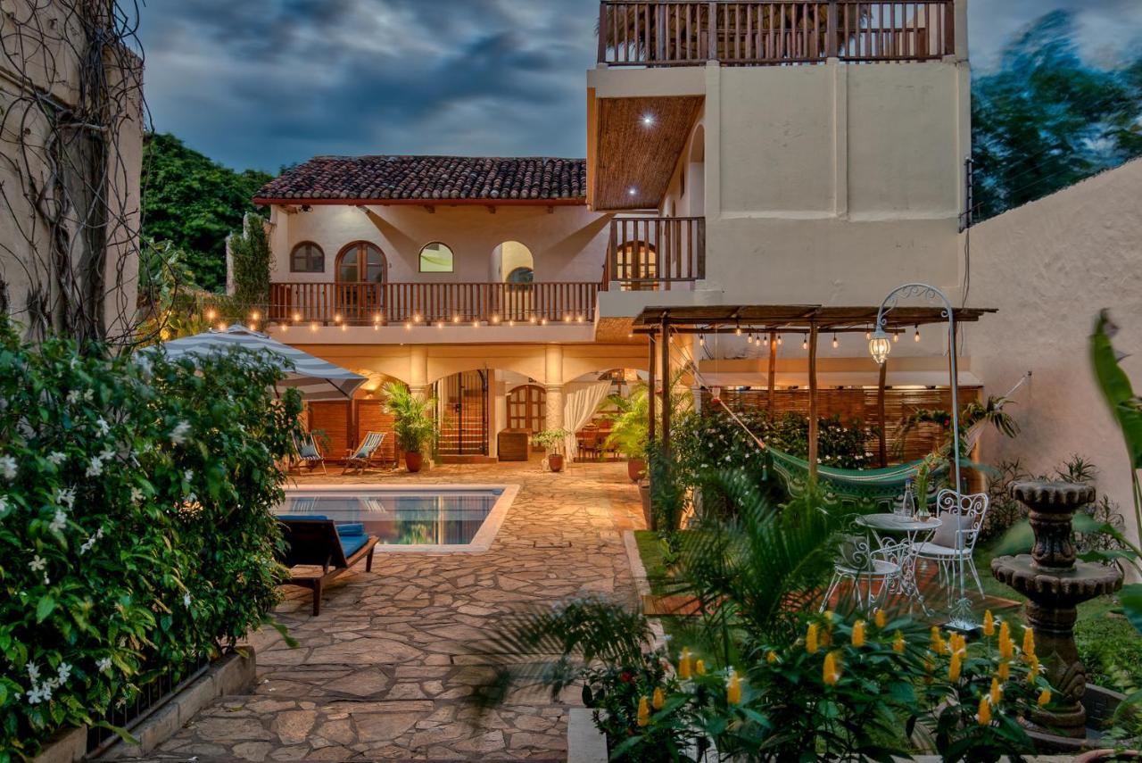 Boutique Hotel Secret Garden Granada Exterior photo
